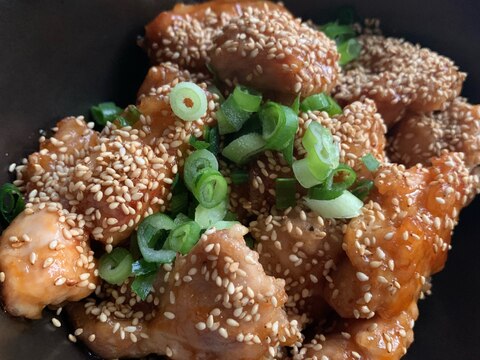 ヤンニョムチキン　コチュジャンとメープルシロップで